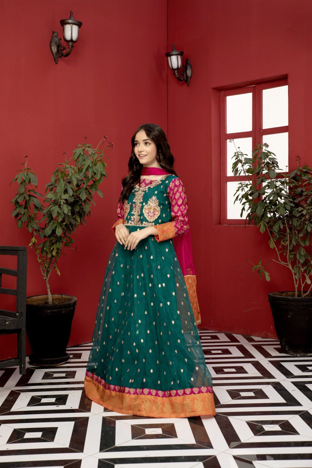 Nayab - Image 2
