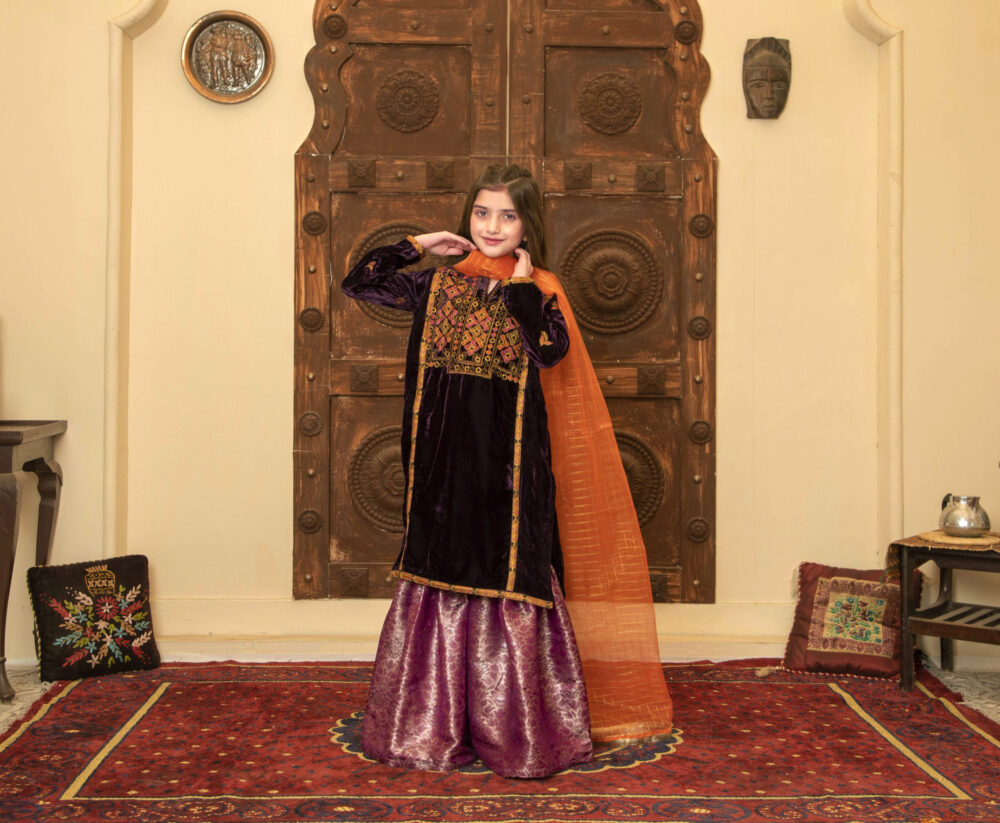 Karen - Image 5