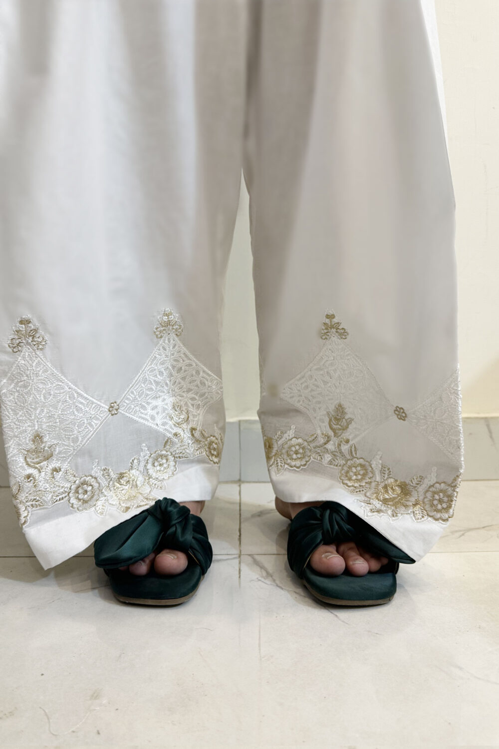 Farshi Shalwar S3 - Image 3
