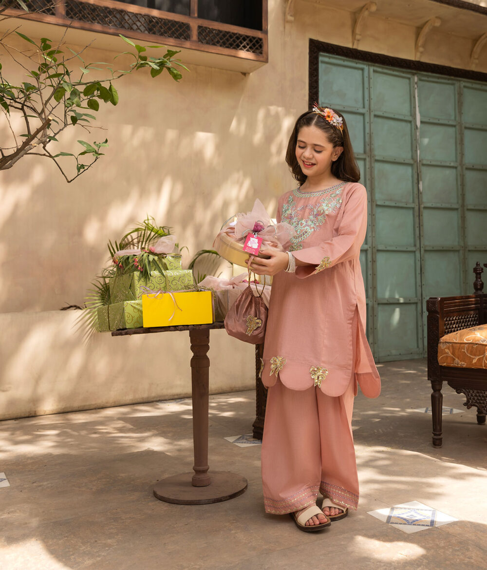 Mahira - Image 2