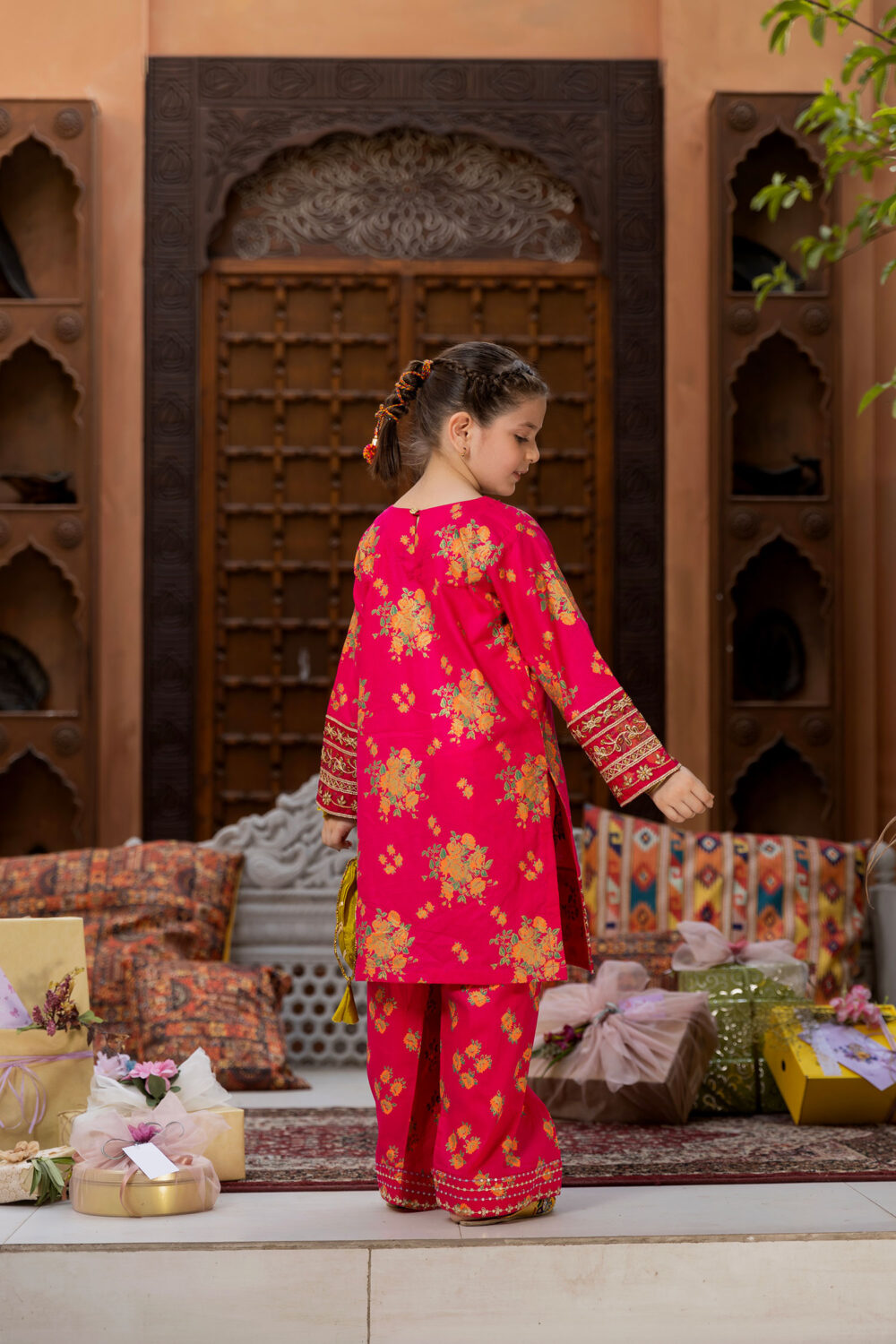 Sheen - Image 7